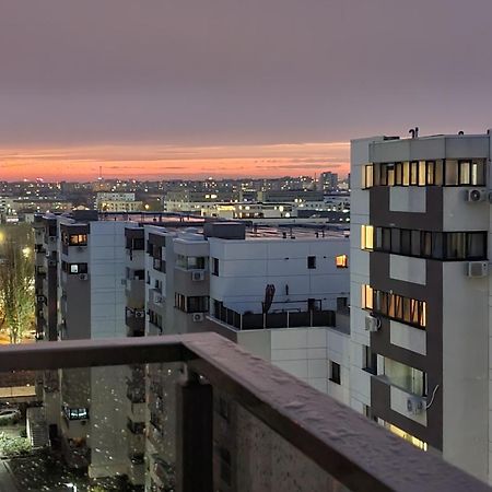 Premium Hils Brauner Studio Bucureşti Eksteriør bilde