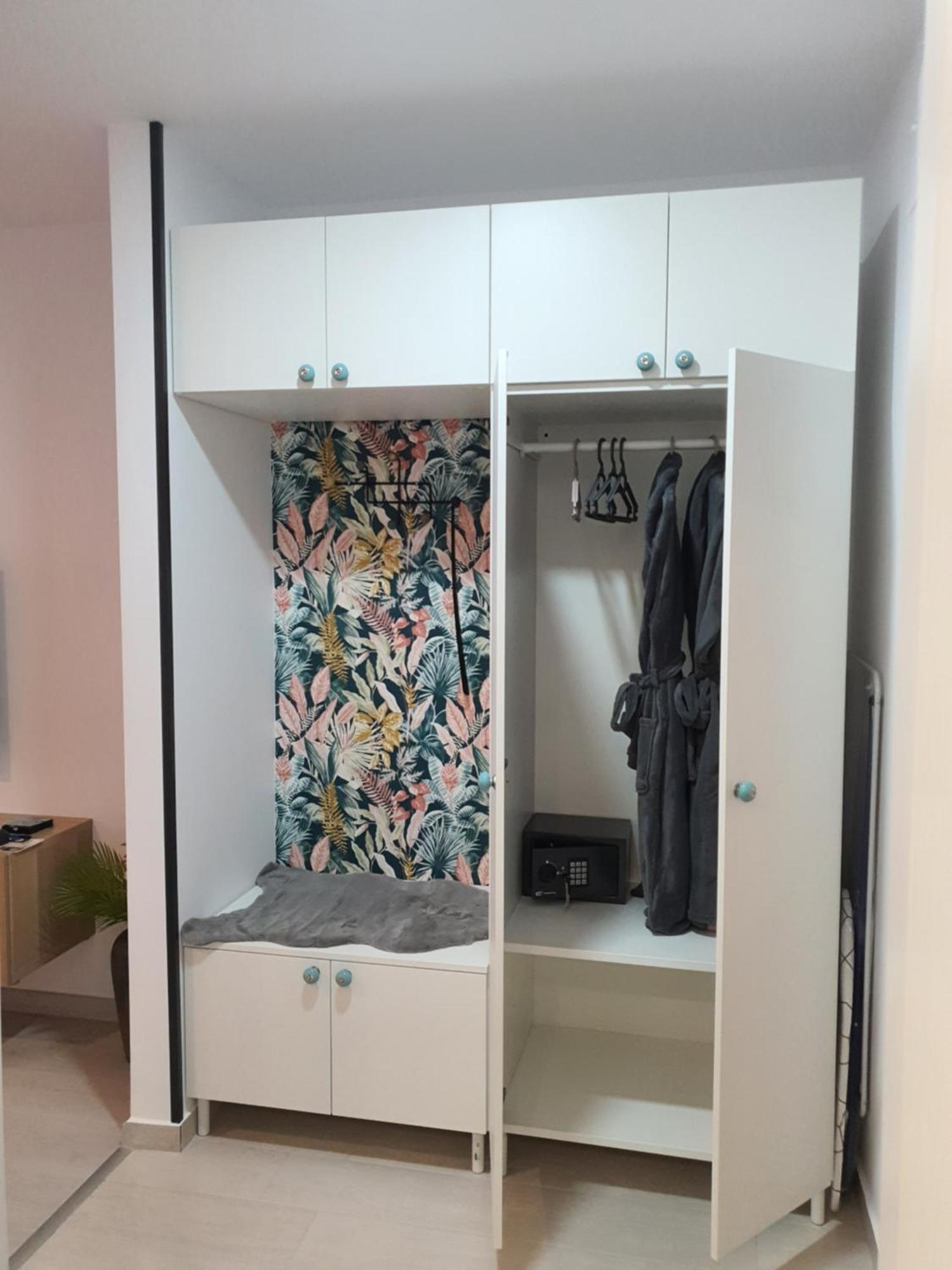 Premium Hils Brauner Studio Bucureşti Eksteriør bilde